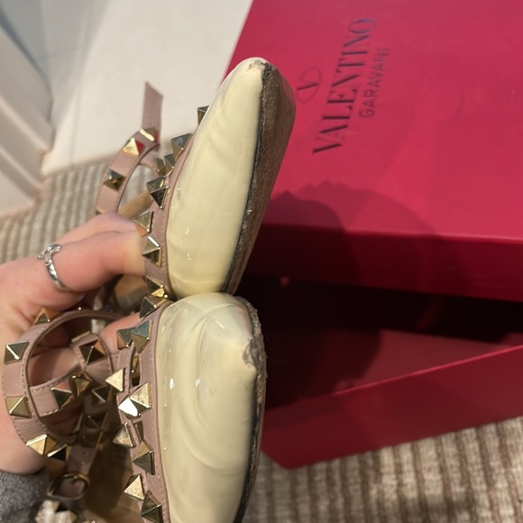Authentic Valentino rock stud flats - Picture 6 of 11